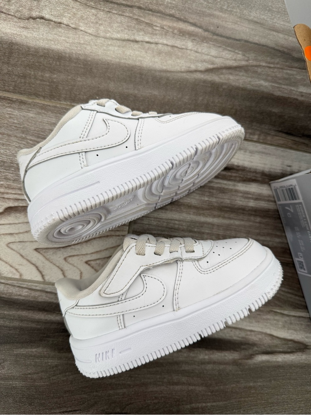 Nike Kids White Low-Top Sneakers